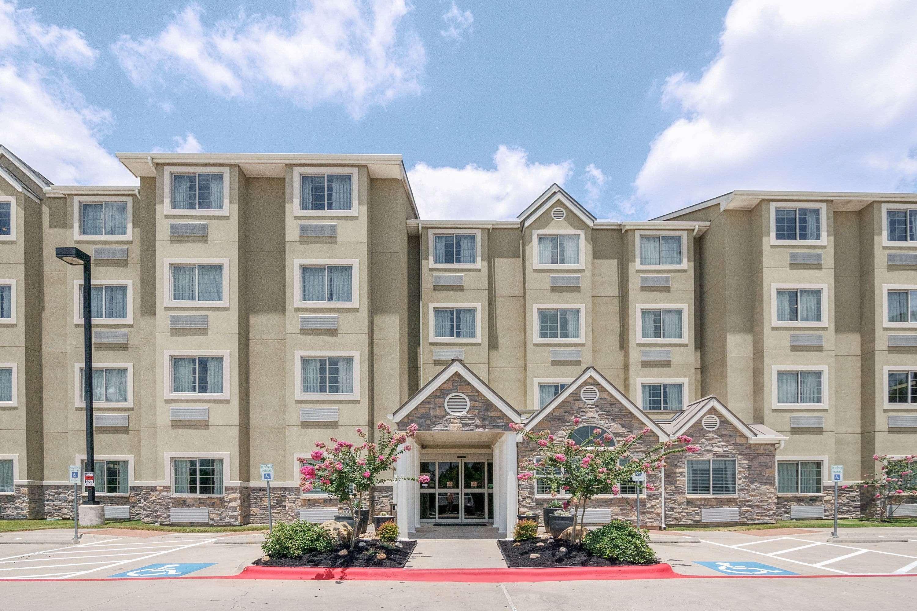 Microtel Inn & Suites By Wyndham Austin Airport Kültér fotó