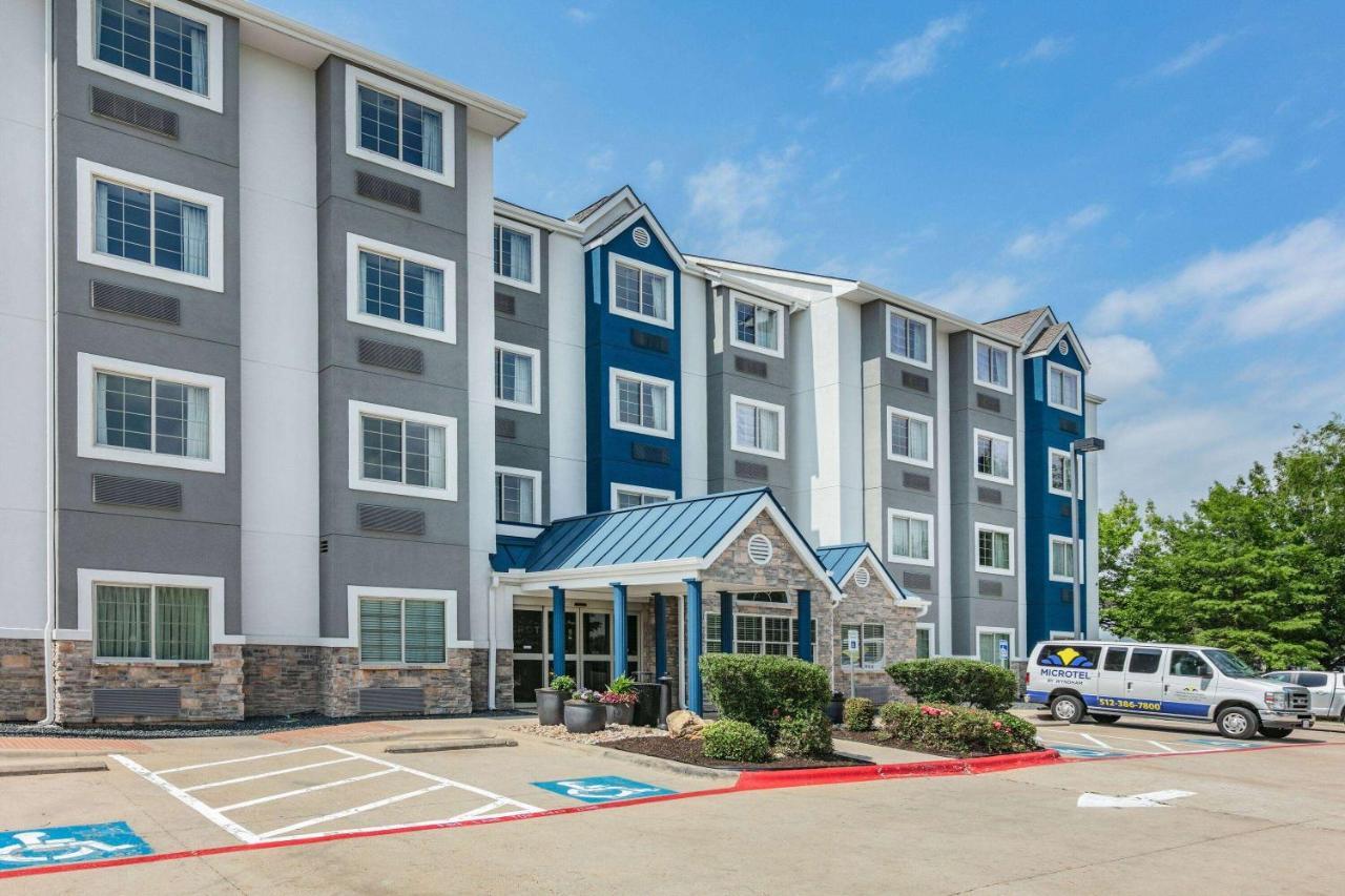 Microtel Inn & Suites By Wyndham Austin Airport Kültér fotó
